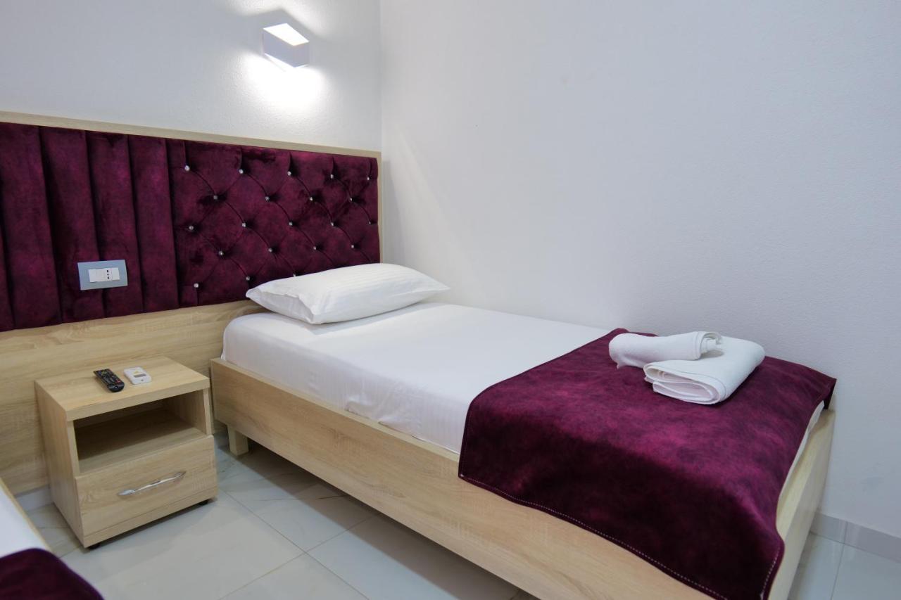 Hotel Solis Εξαμίλιο Εξωτερικό φωτογραφία
